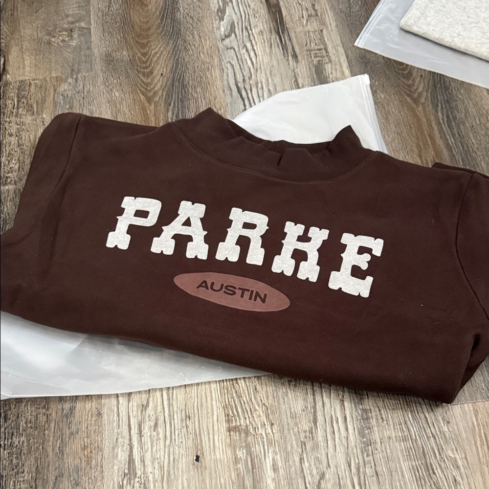 PARKE Austin Brown Sweatshirt